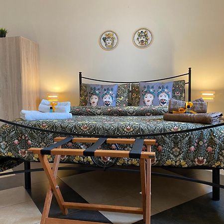 B & B Jasmine Santa Teresa Di Riva Zewnętrze zdjęcie